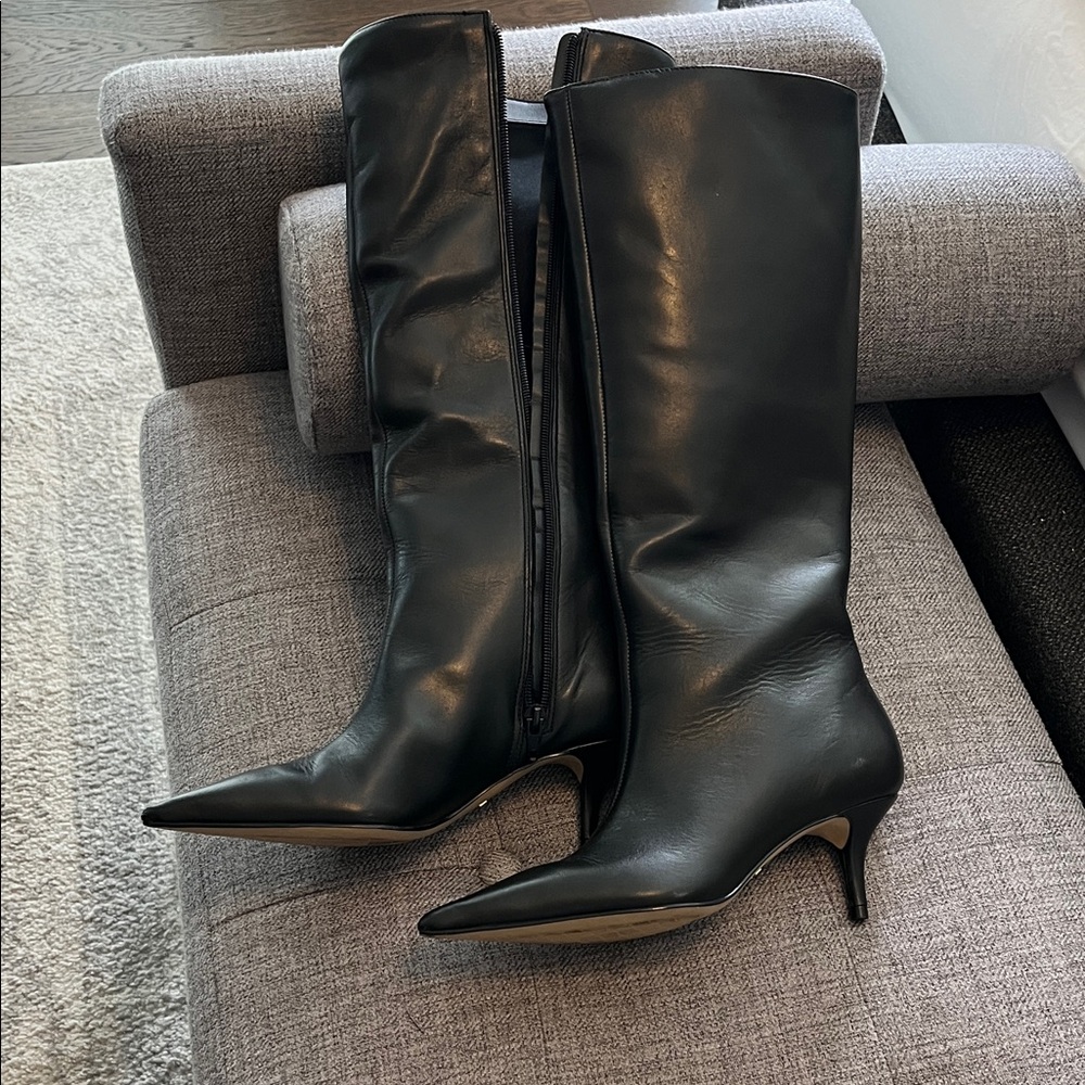 Arezzo tall leather black kitten heel boot 5
